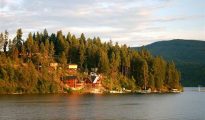 8 idyllic lakeside summer towns